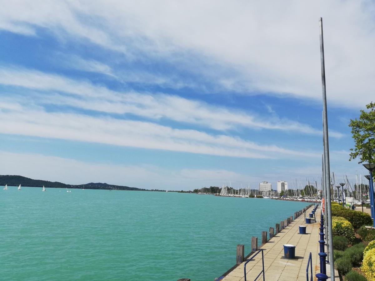 Seeyou Apartment Balatonfuered ภายนอก รูปภาพ